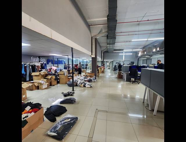 3,312M² WAREHOUSE FOR SALE IN BONELA